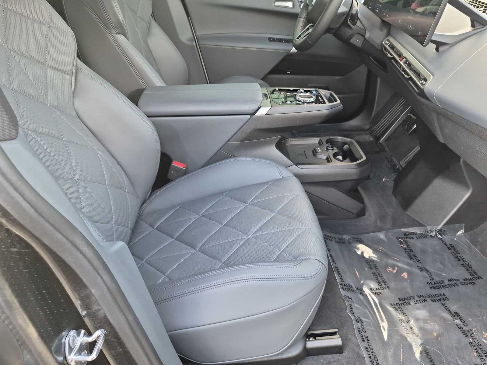 BMW iX M70 2026
