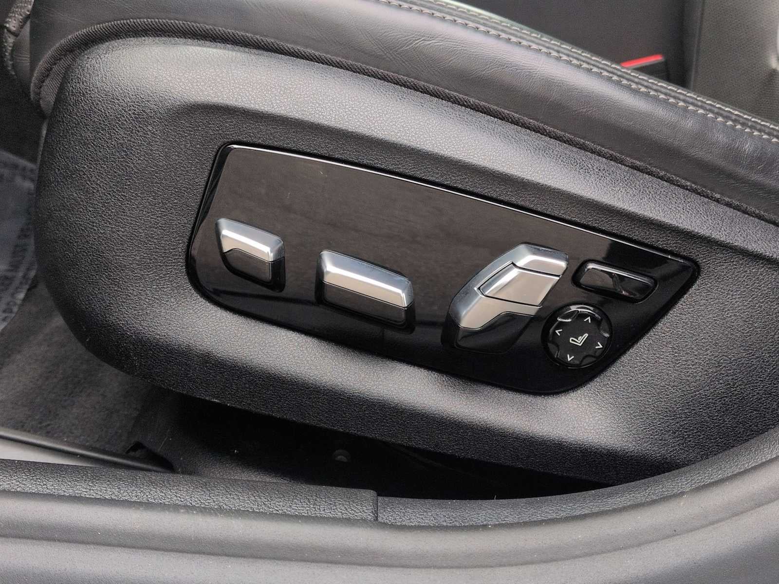 BMW 550i xDrive M550i xDrive 2021