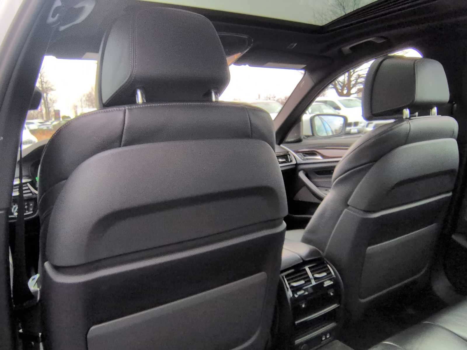 BMW 550i xDrive M550i xDrive 2021