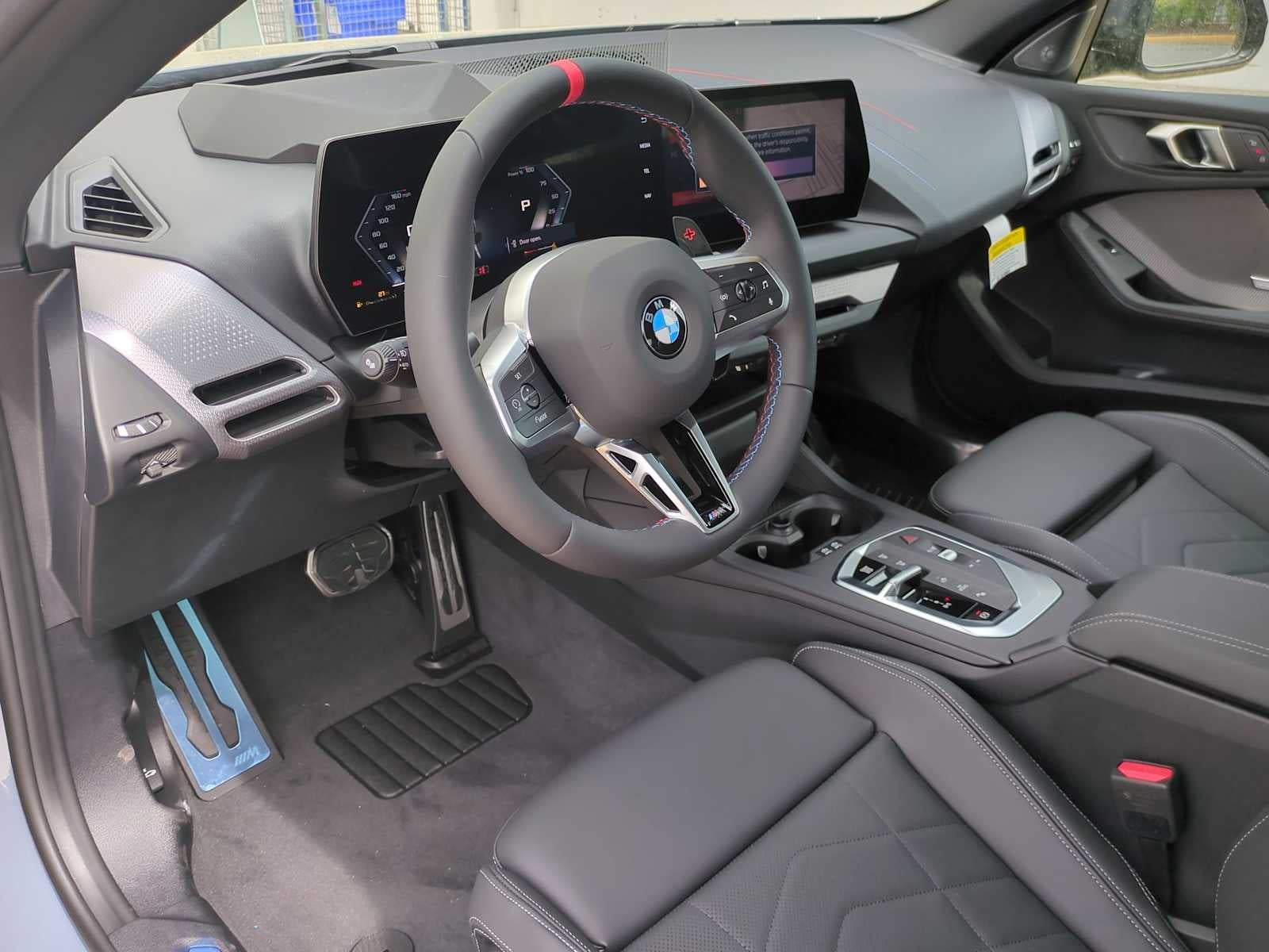 2025 BMW 235i M235 xDrive