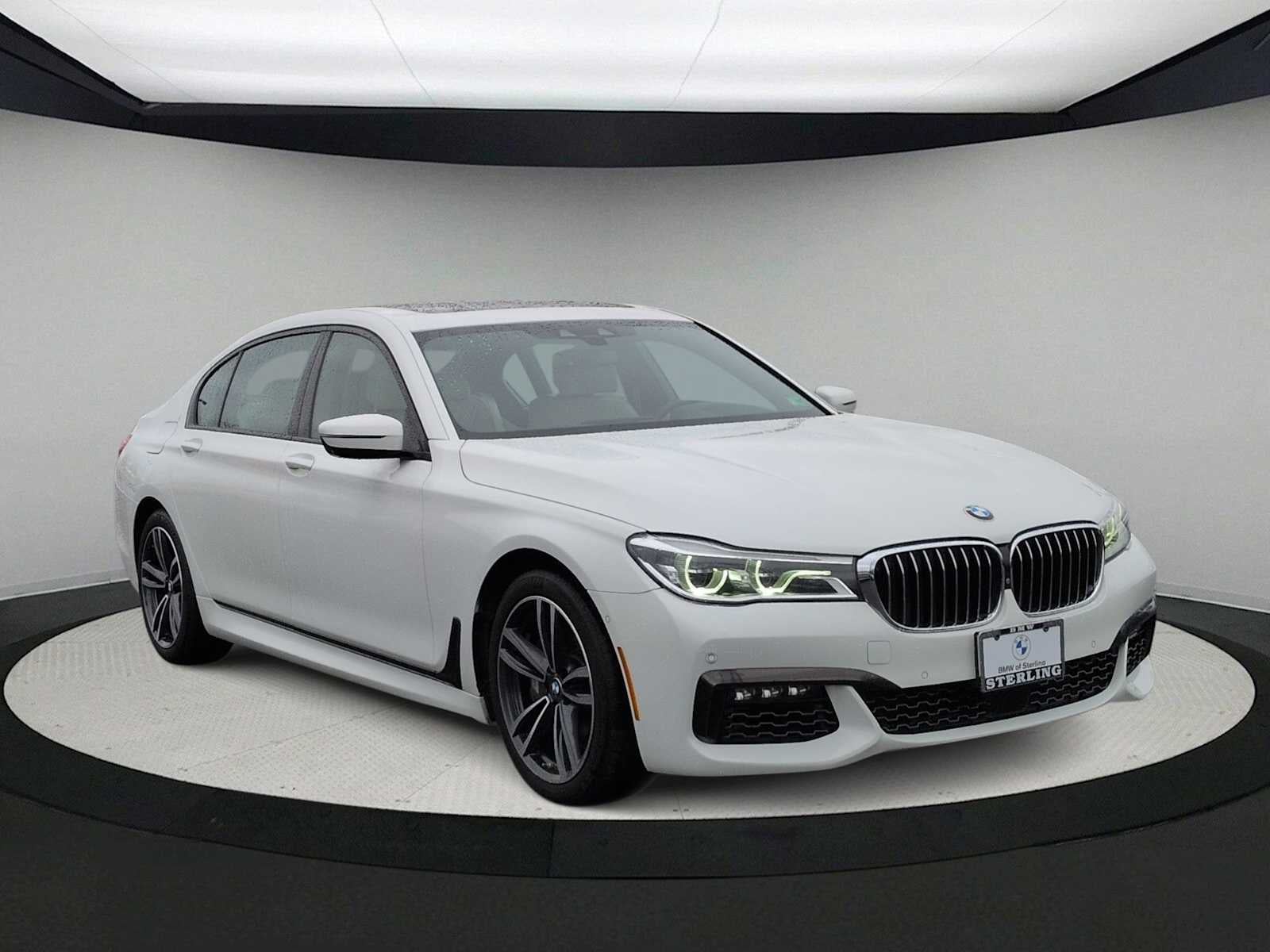 2016 BMW 750i 750i