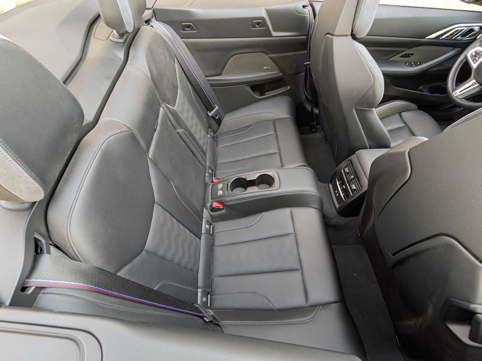 BMW M4 Cabrio Competition xDrive 2022