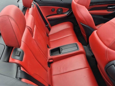 BMW M4 de 2016, descapotable de 2 puertas