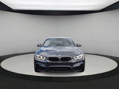 BMW M4 de 2016, descapotable de 2 puertas