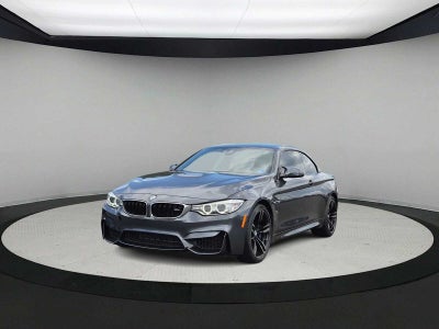 BMW M4 de 2016, descapotable de 2 puertas