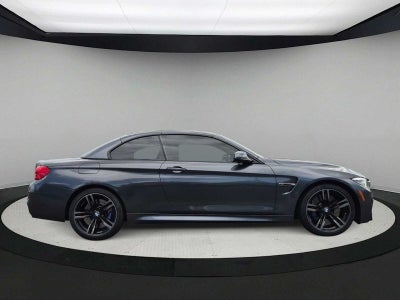 BMW M4 de 2016, descapotable de 2 puertas