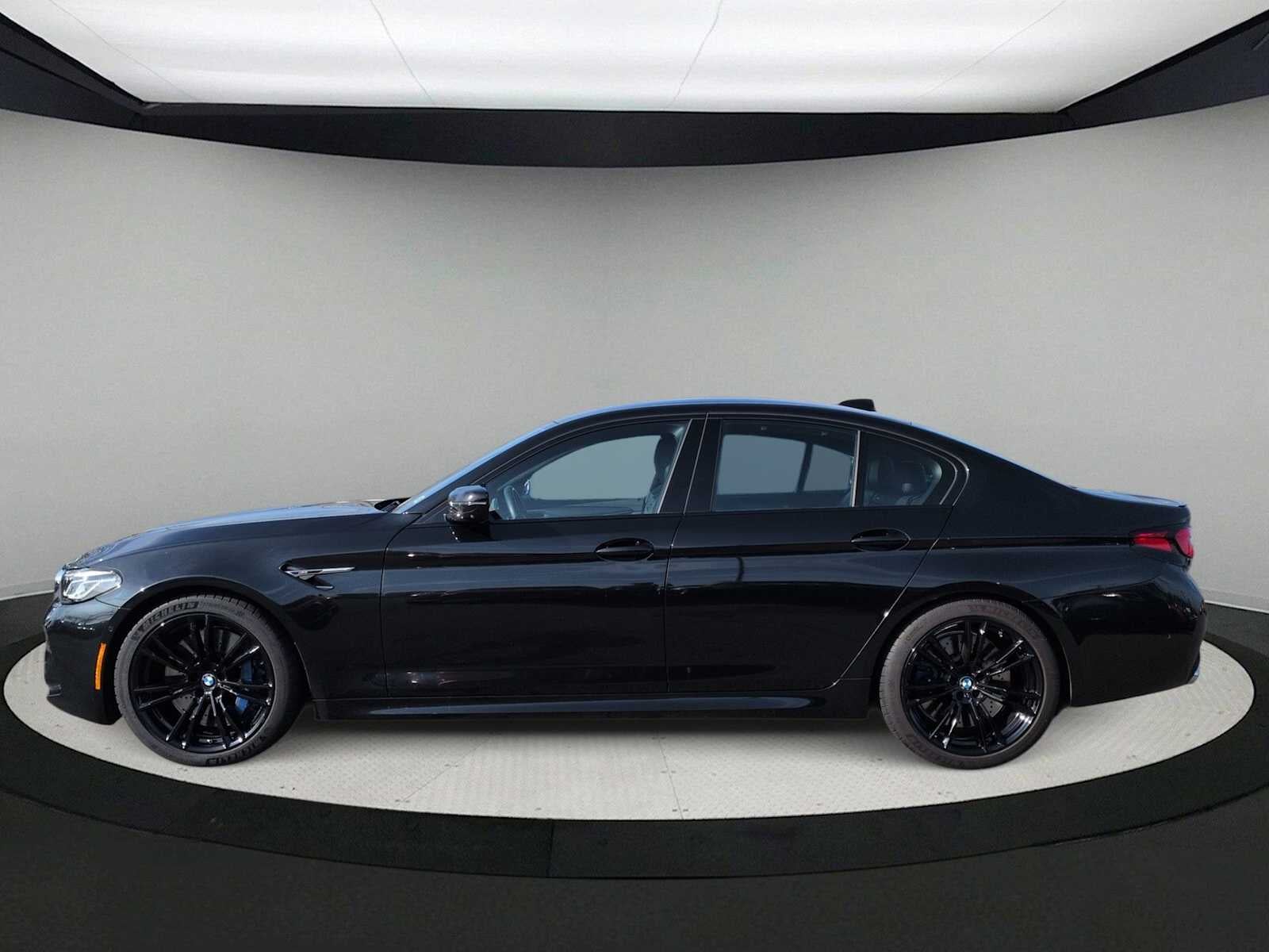 2023 BMW M5 Sedán