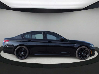 2023 BMW M5 Sedán