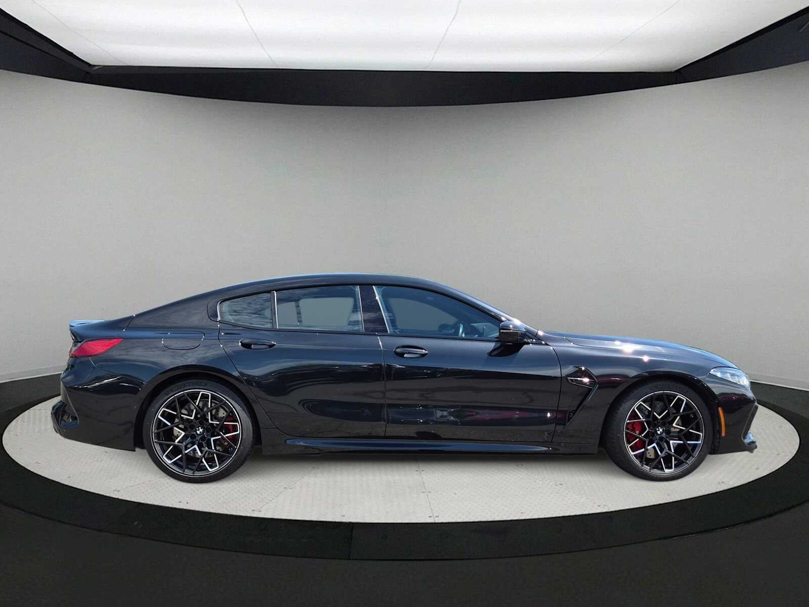 BMW M8 Competition 2024