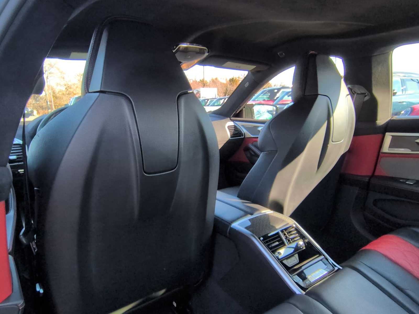 2023 BMW M8 Competición