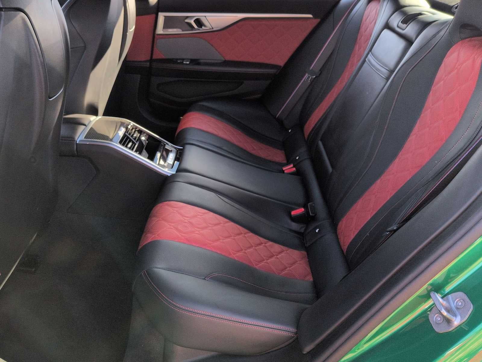 2023 BMW M8 Competición