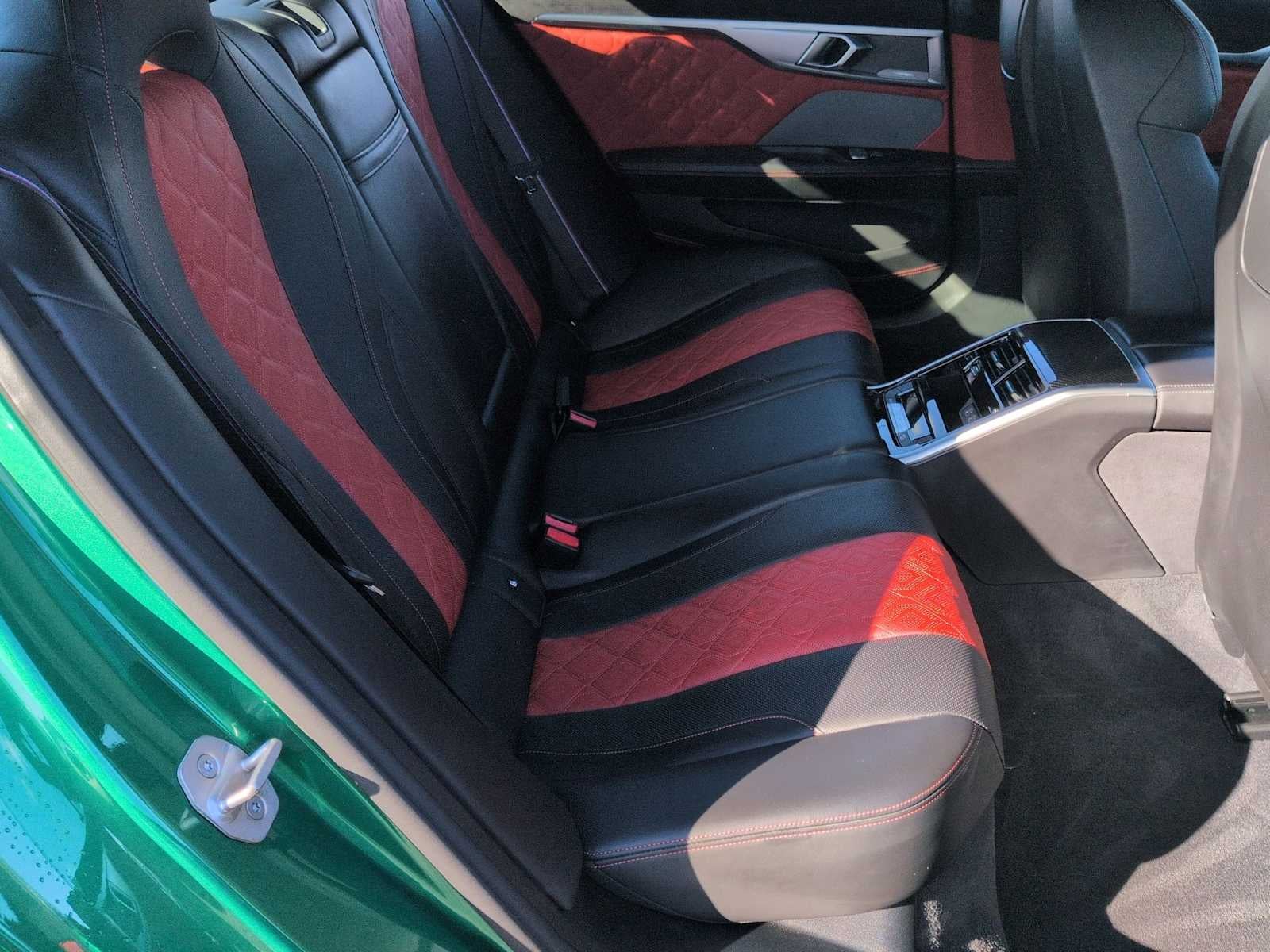 2023 BMW M8 Competición