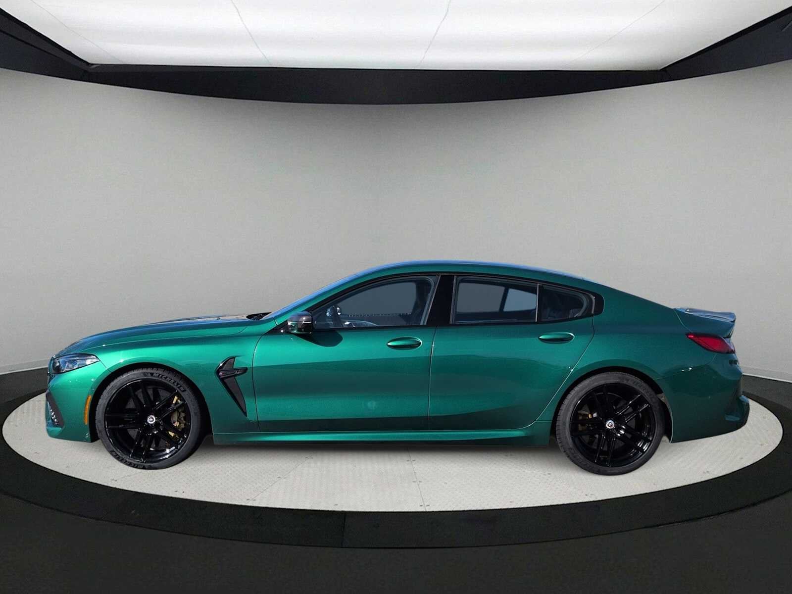 2023 BMW M8 Competición