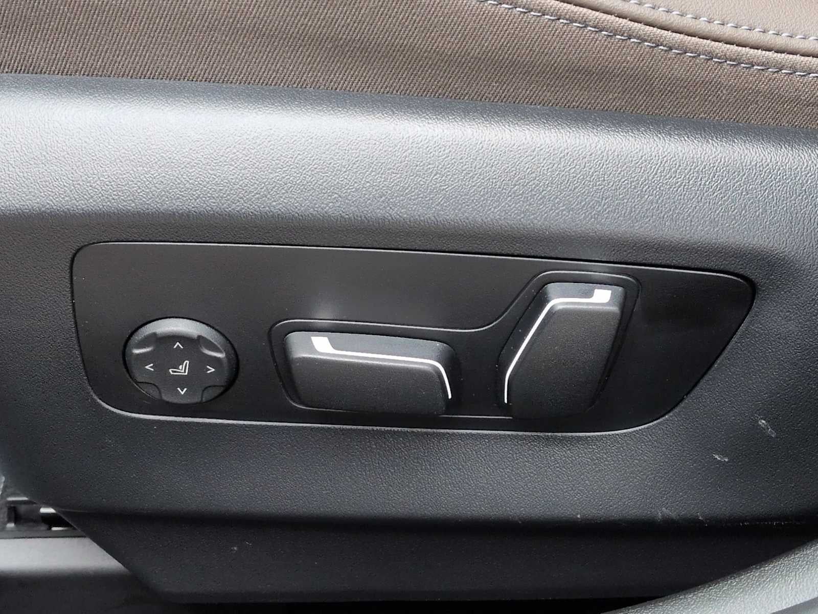 2025 BMW i5 xDrive40 xDrive40