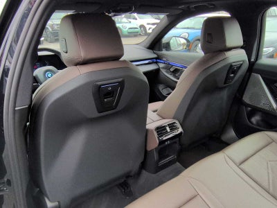 2025 BMW i5 xDrive40 xDrive40