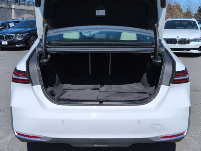 2025 BMW i5 xDrive40