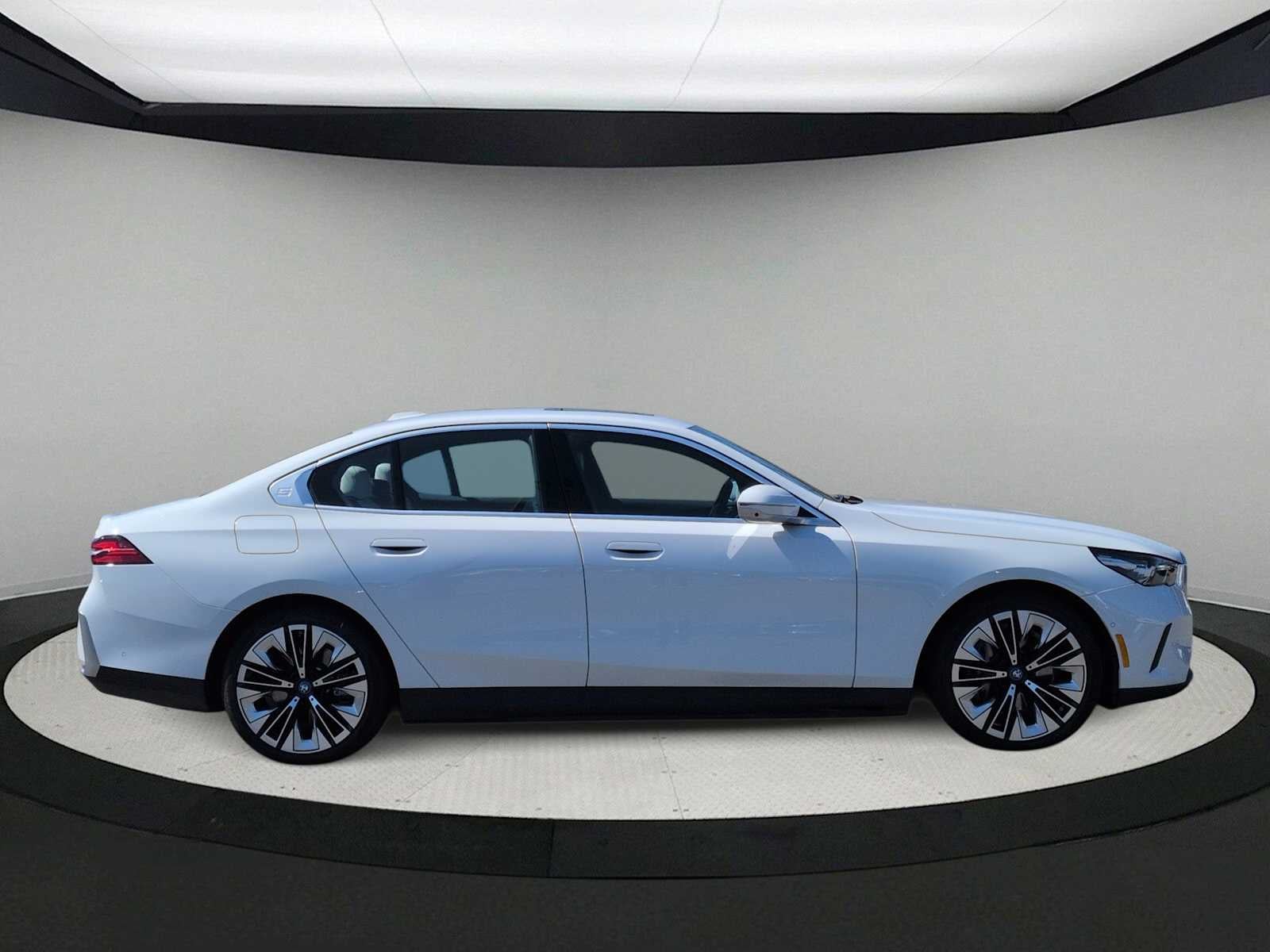 2025 BMW i5 xDrive40