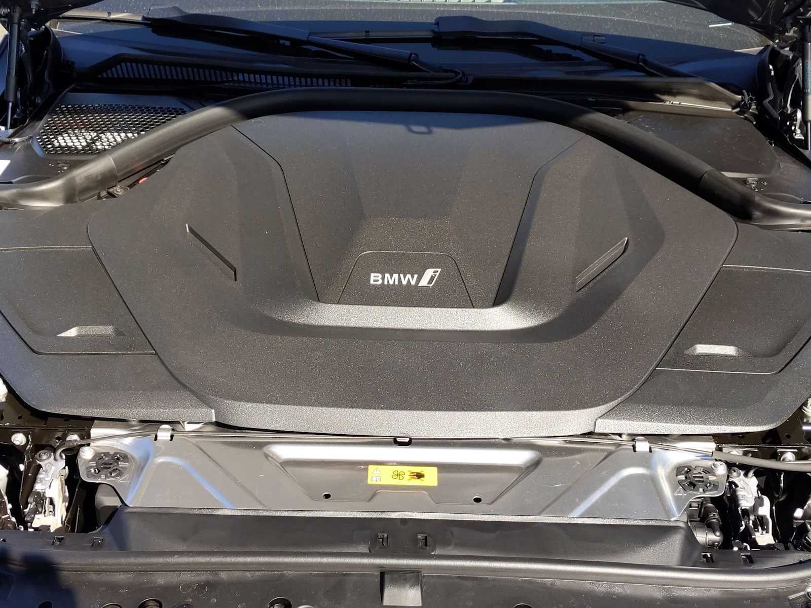 2025 BMW i4 eDrive40