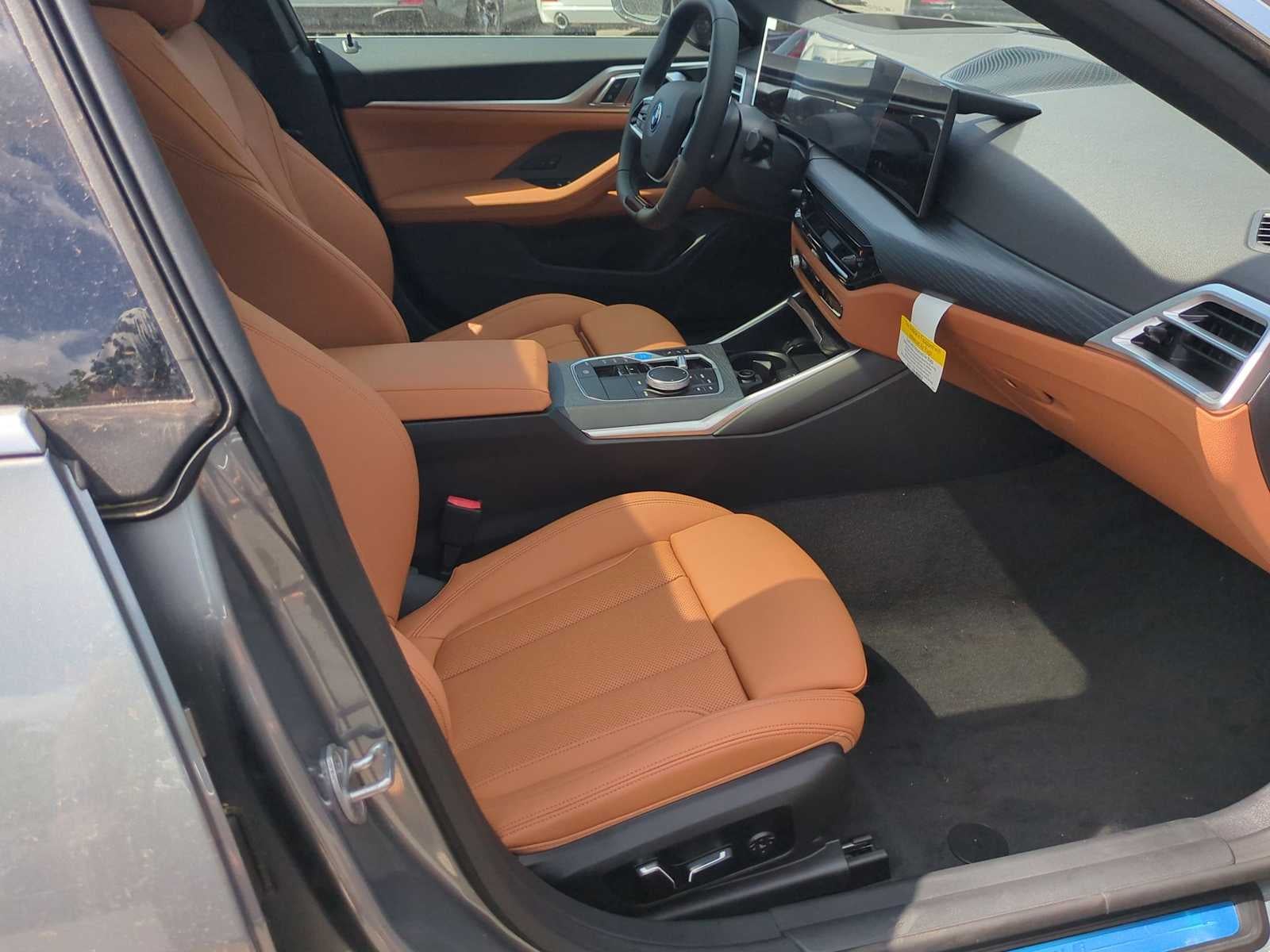 2025 BMW i4 eDrive40