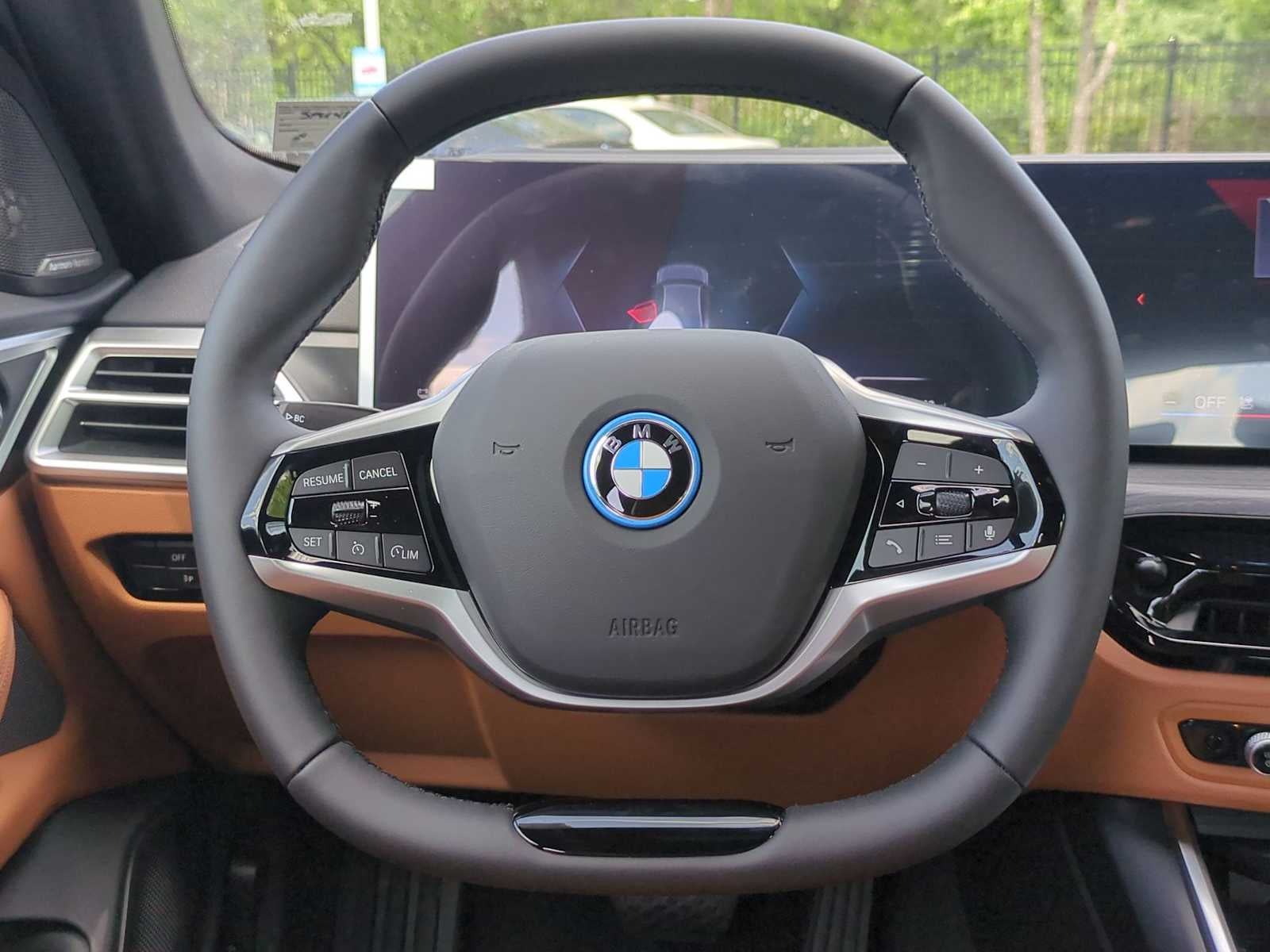 2025 BMW i4 eDrive40