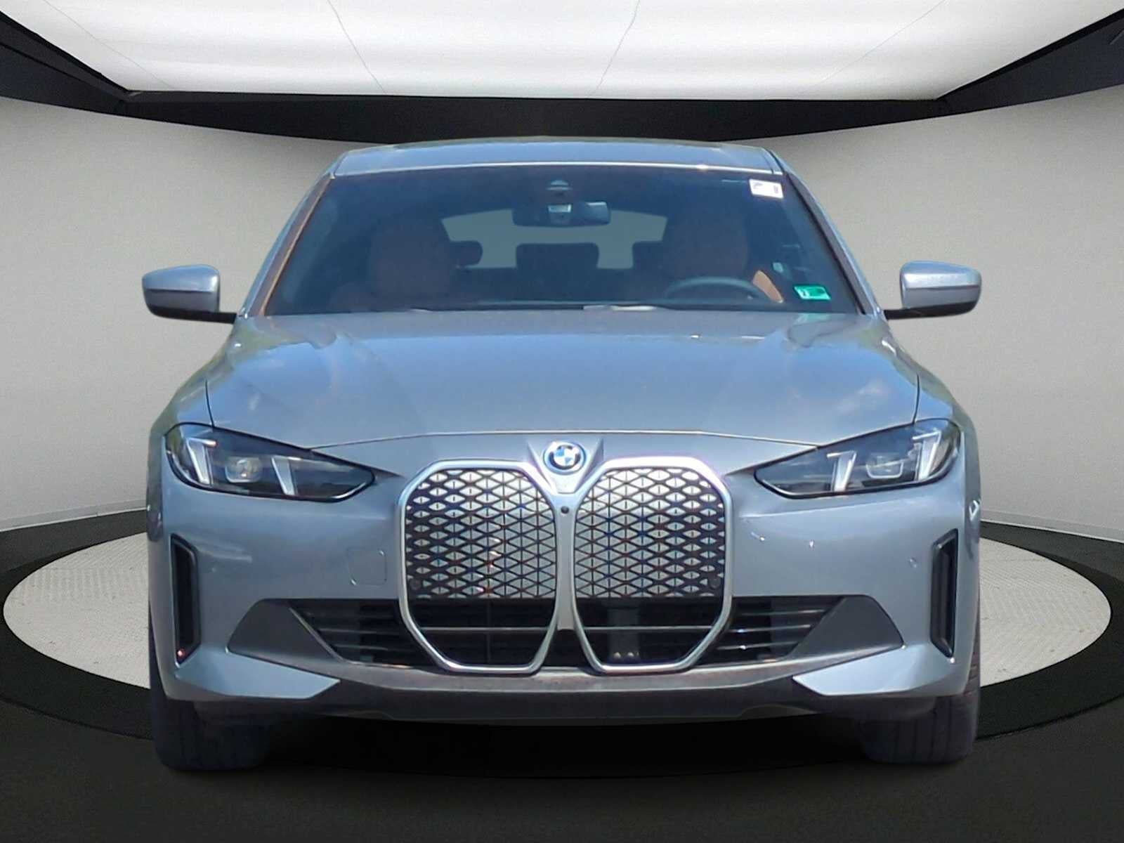 2025 BMW i4 eDrive40