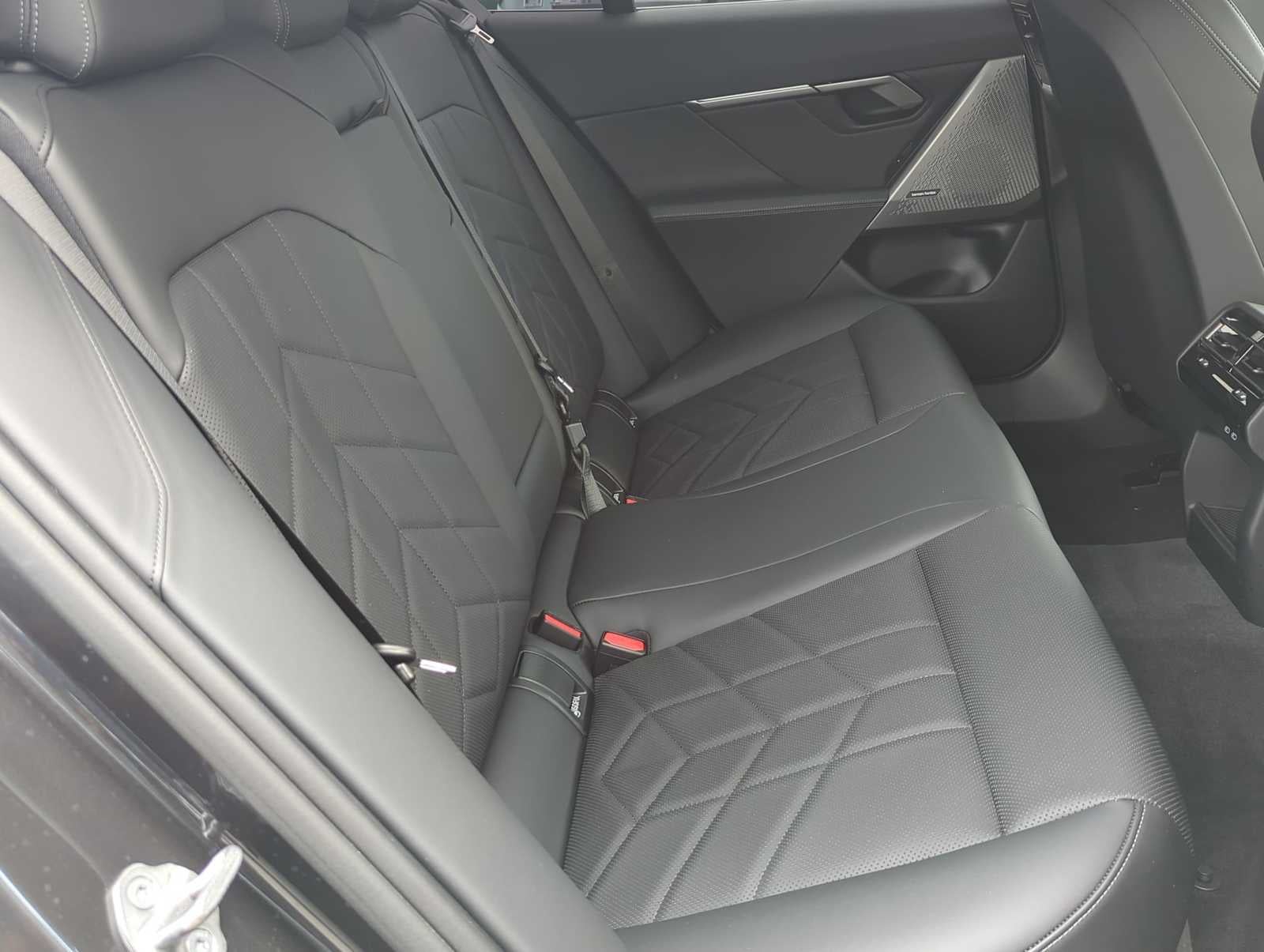 2024 BMW i5 eDrive40 eDrive40