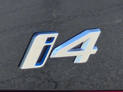 2025 BMW i4 M50
