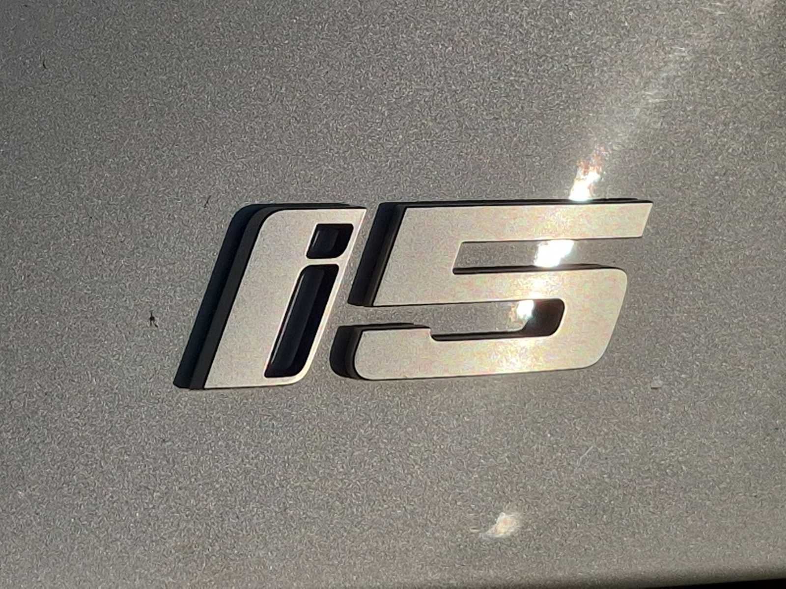 BMW i5 xDrive40 2026