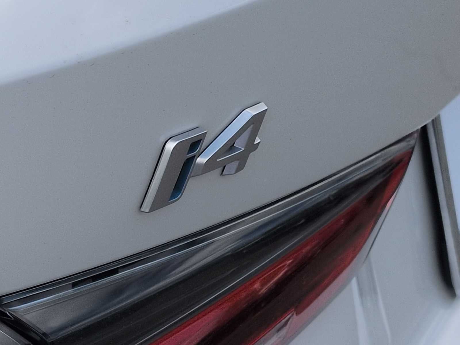 2023 BMW i4 eDrive35