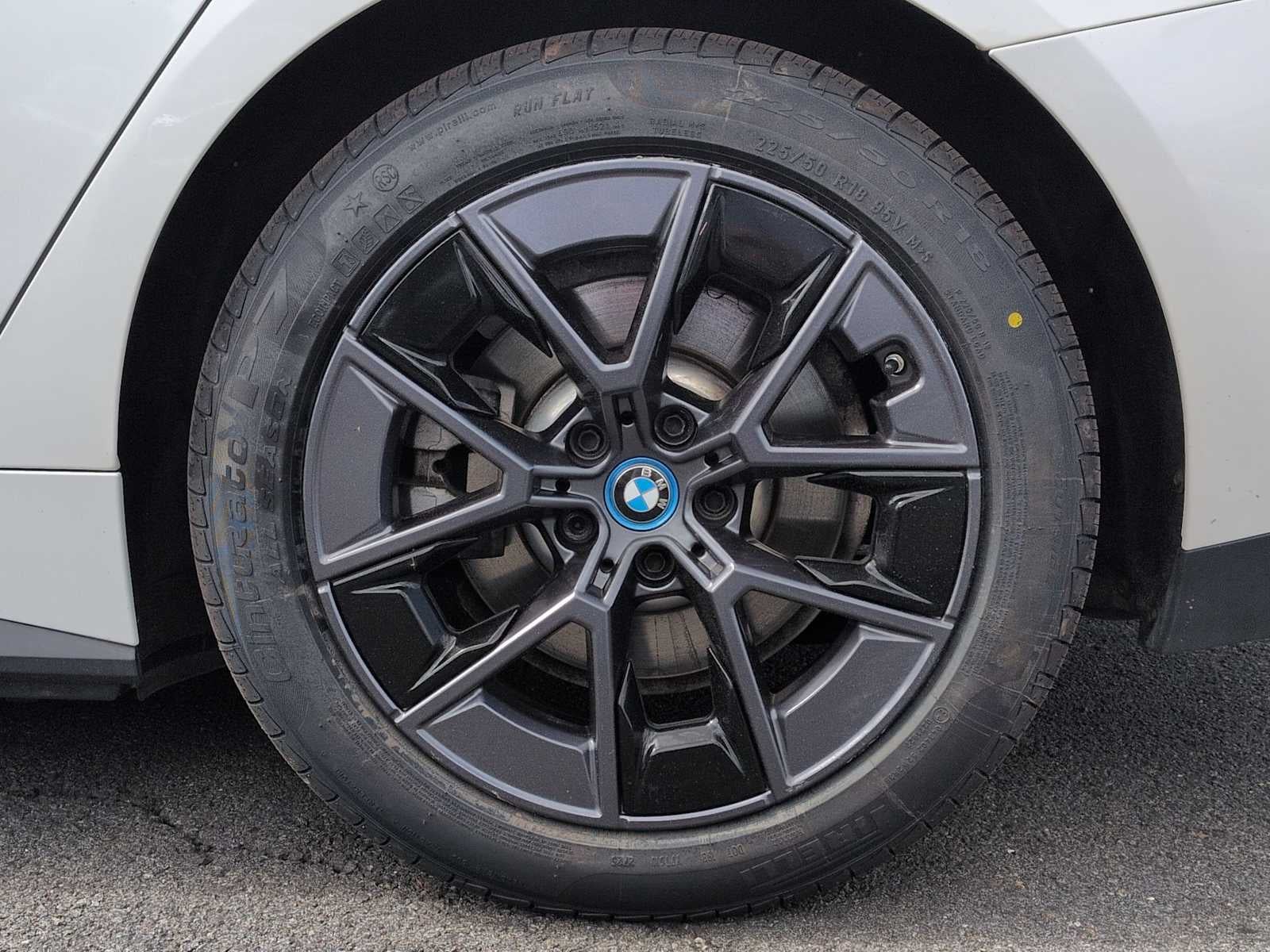 2023 BMW i4 eDrive35