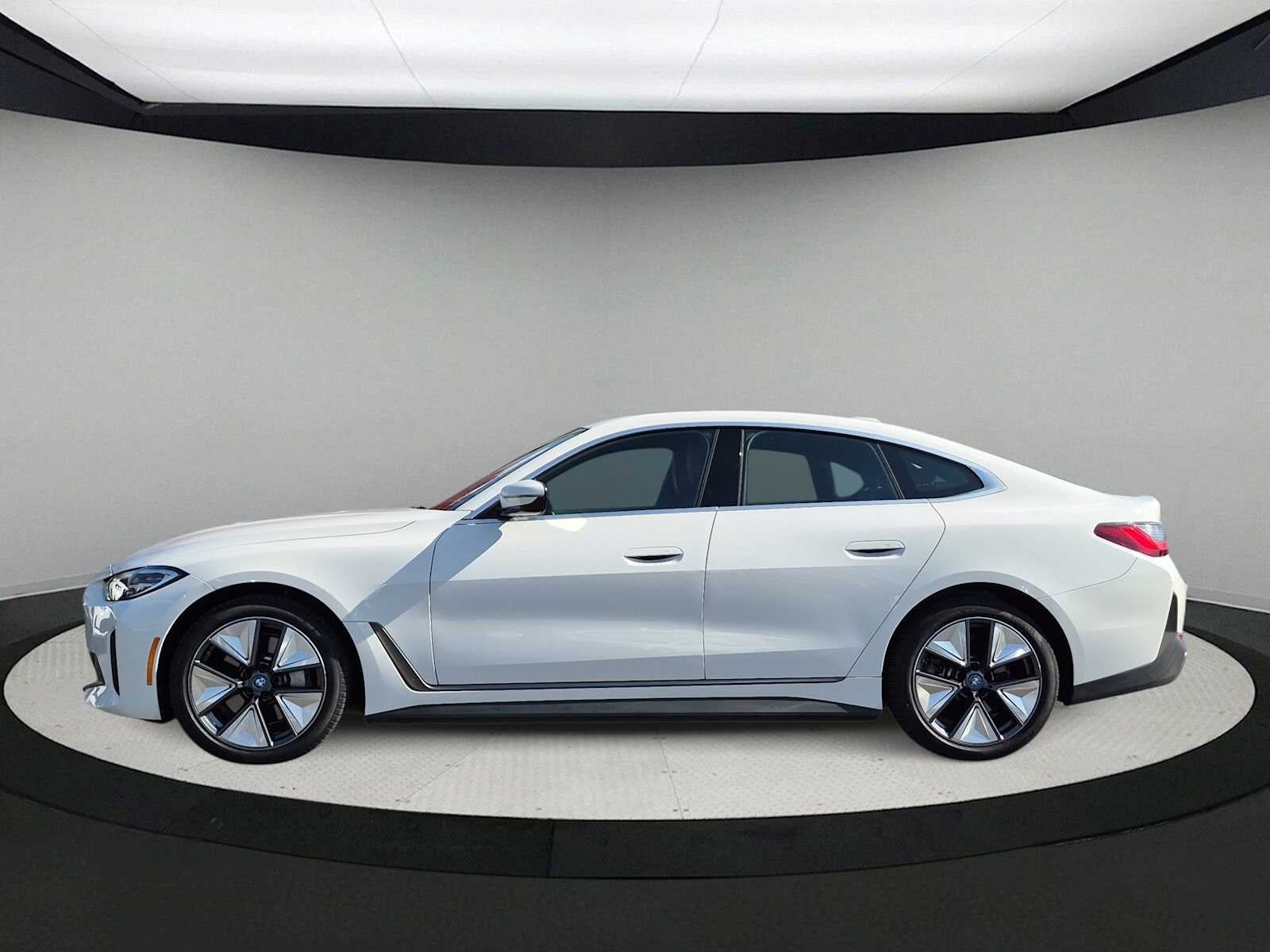 BMW i4 eDrive35 2024