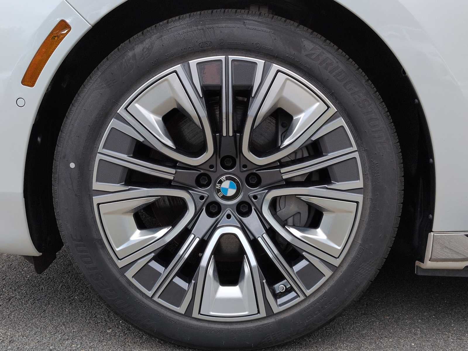 2025 BMW i7 eDrive50