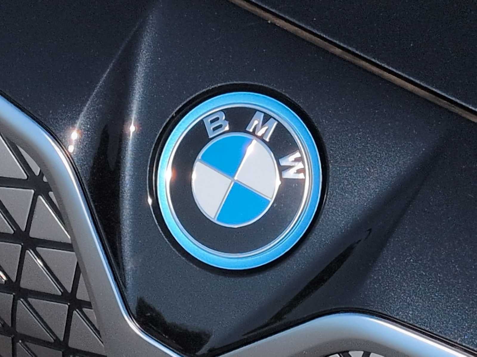 2025 BMW i4 xDrive40