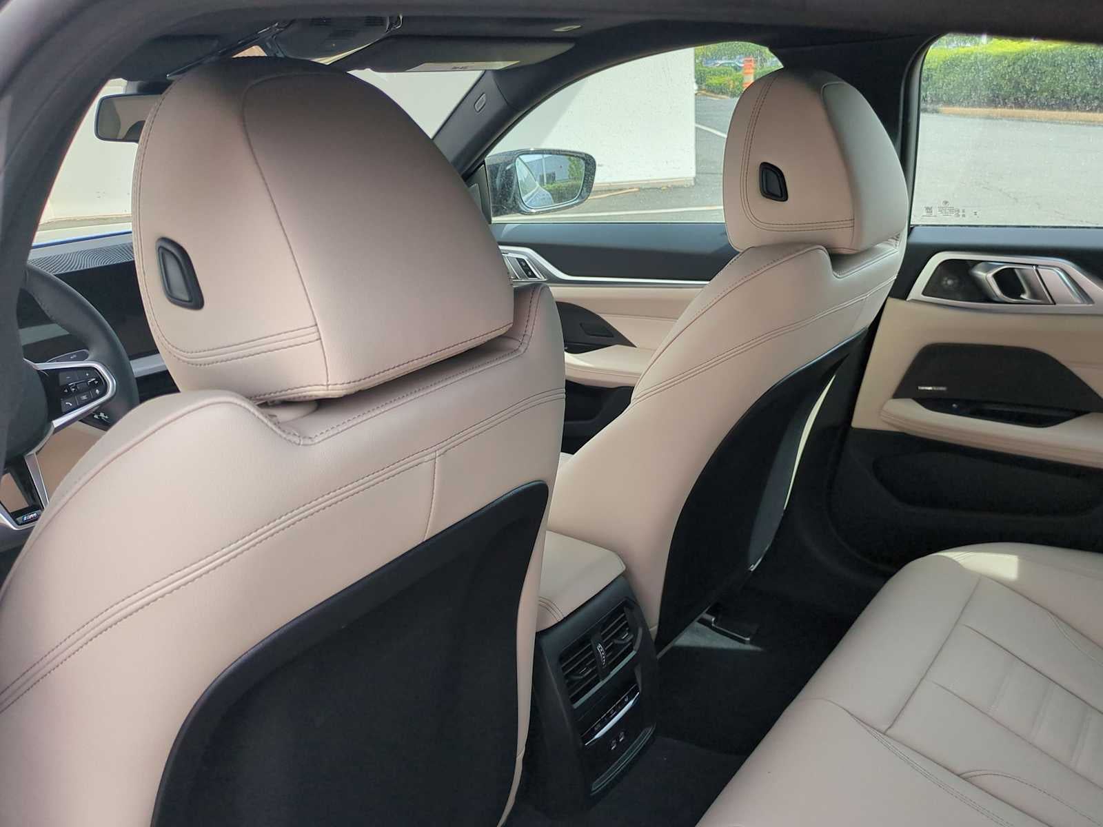 2025 BMW i4 xDrive40 xDrive40