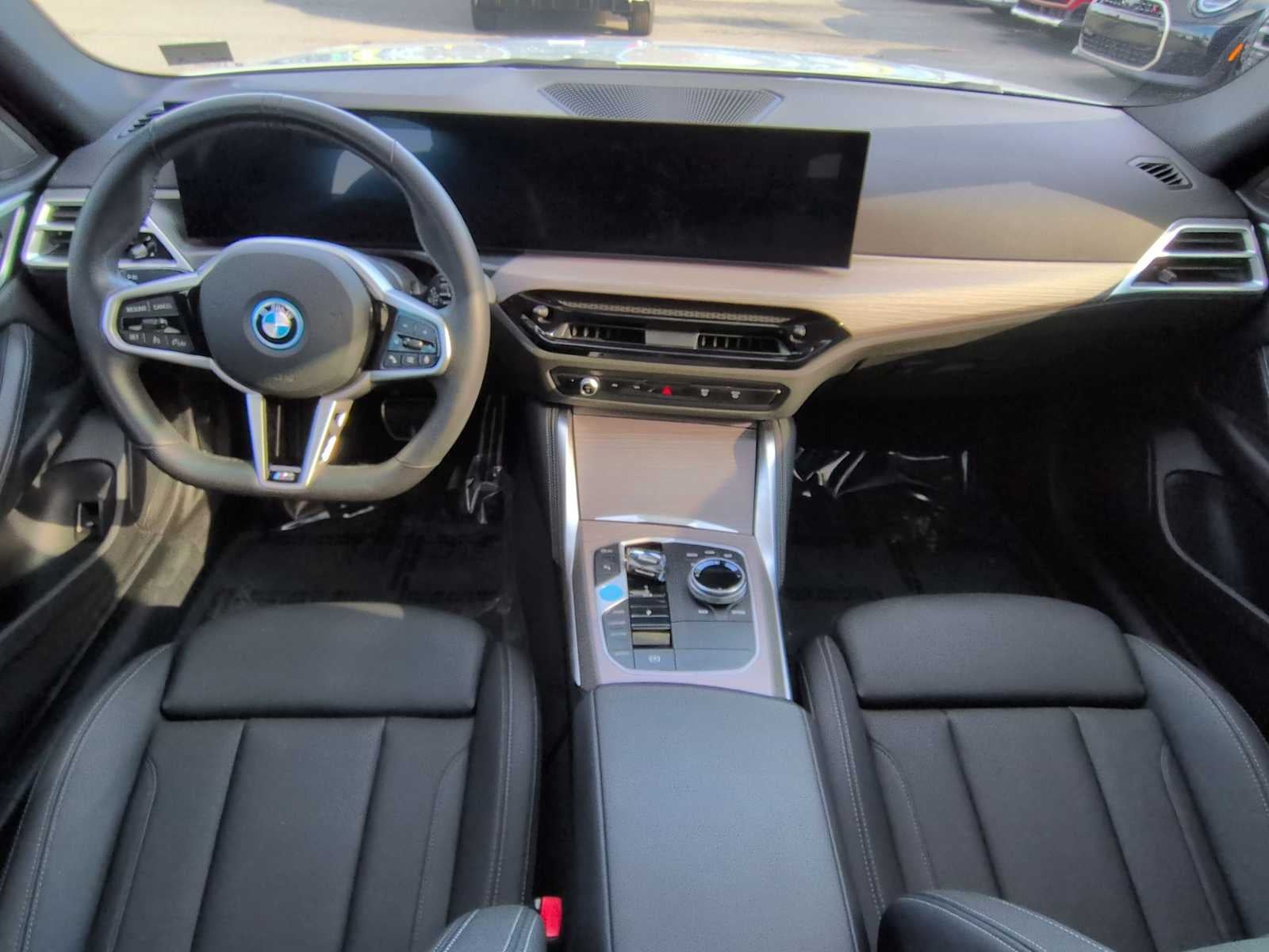 2025 BMW i4 xDrive40 xDrive40