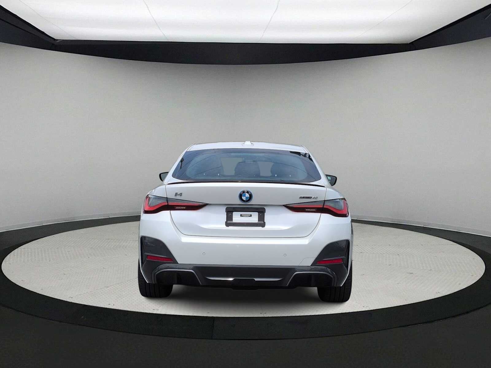 2023 BMW i4 eDrive40