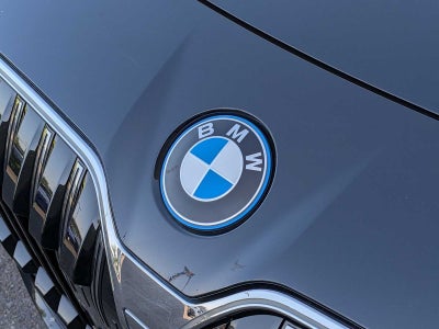 BMW i7 M70 2024