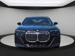 BMW i7 M70 2024
