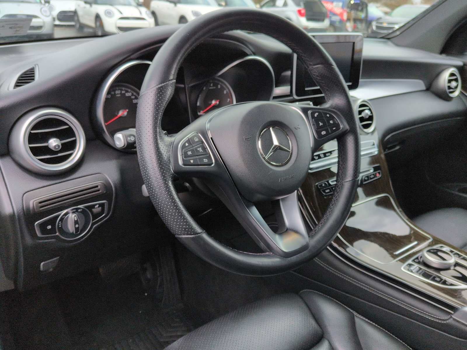 Mercedes-Benz GLC 300 2019 GLC 300