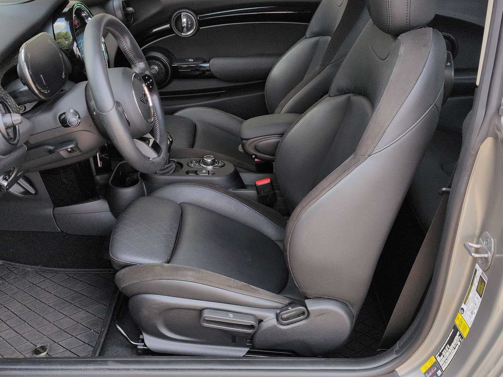 2024 MINI HARDTOP 2 PUERTAS Cooper SE