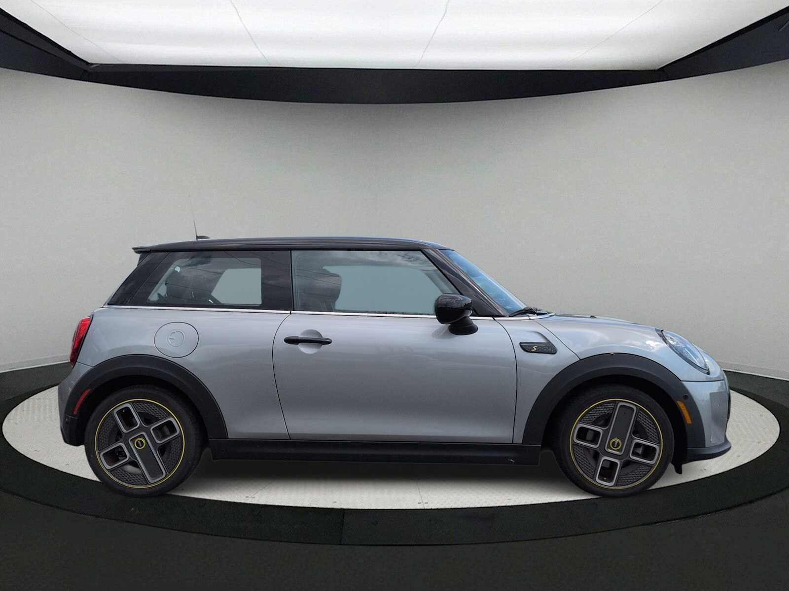 2024 MINI HARDTOP 2 PUERTAS Cooper SE