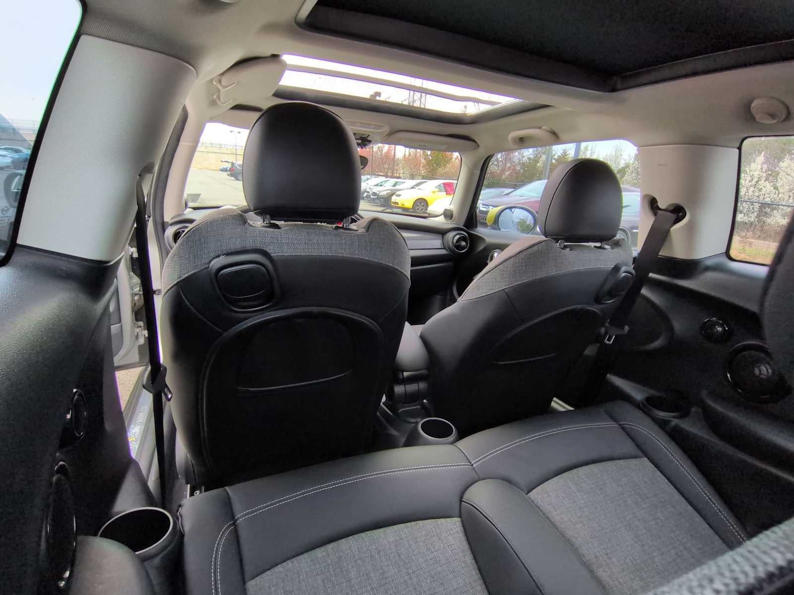 2023 MINI HARDTOP 2 PUERTAS Cooper SE