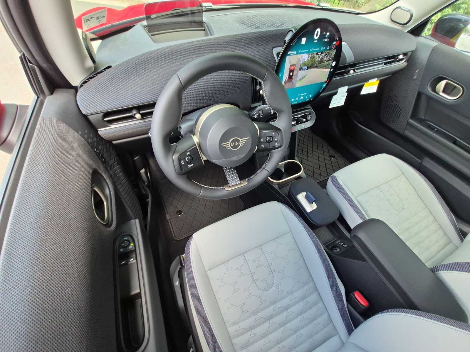 MINI ICONIC de 2 puertas, 2027