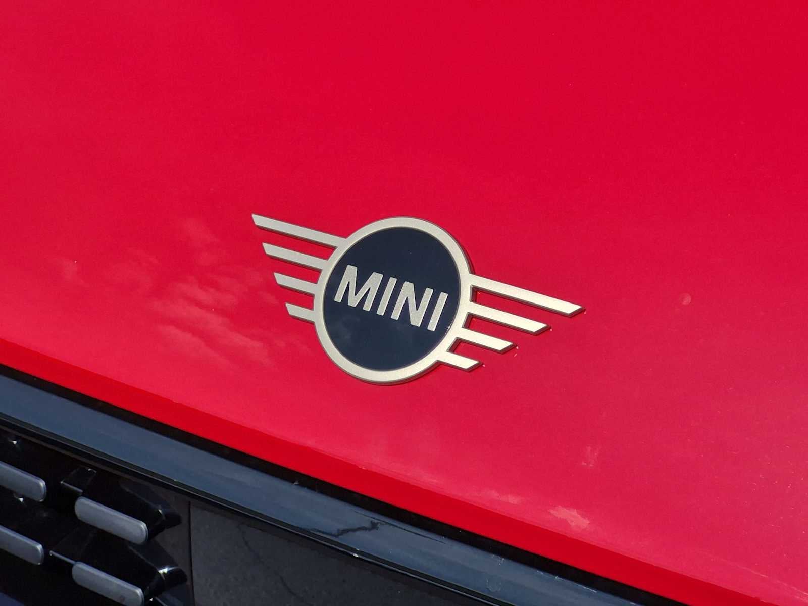 MINI ICONIC de 2 puertas, 2027