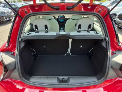 MINI ICONIC de 2 puertas, 2027