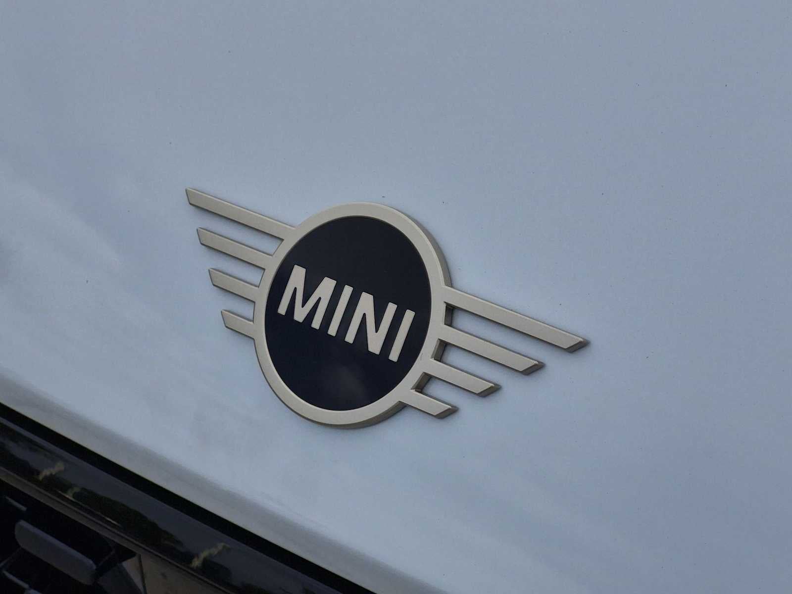 MINI ICONIC de 2 puertas, 2027