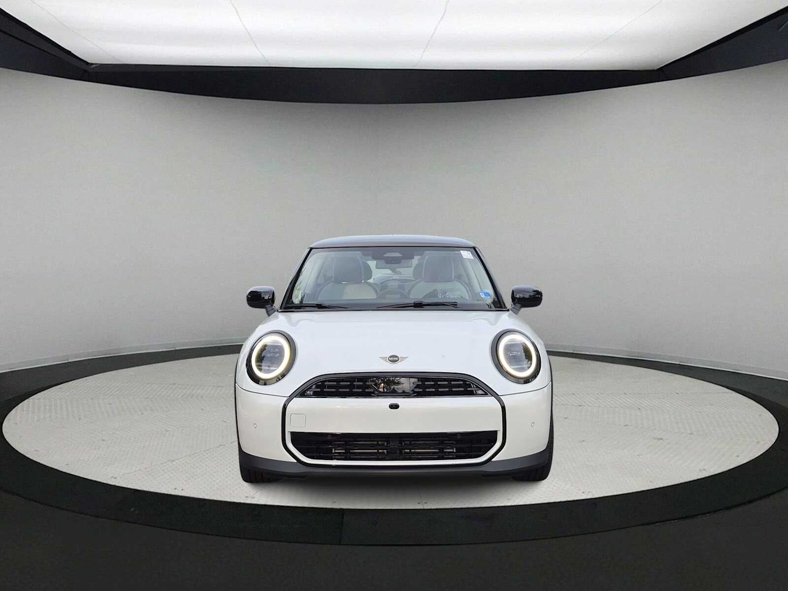 MINI ICONIC de 2 puertas, 2027