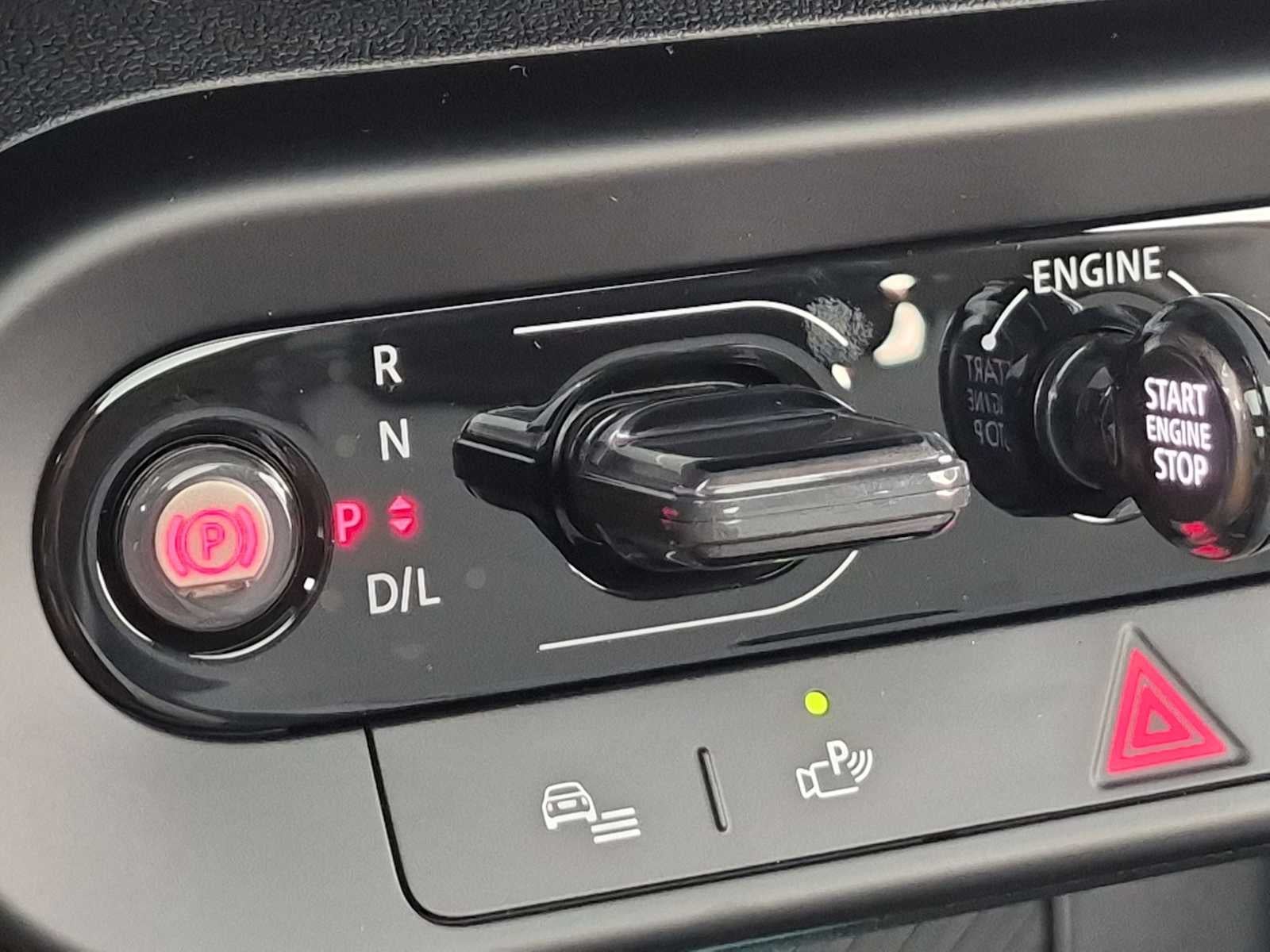 MINI ICONIC de 2 puertas, 2027