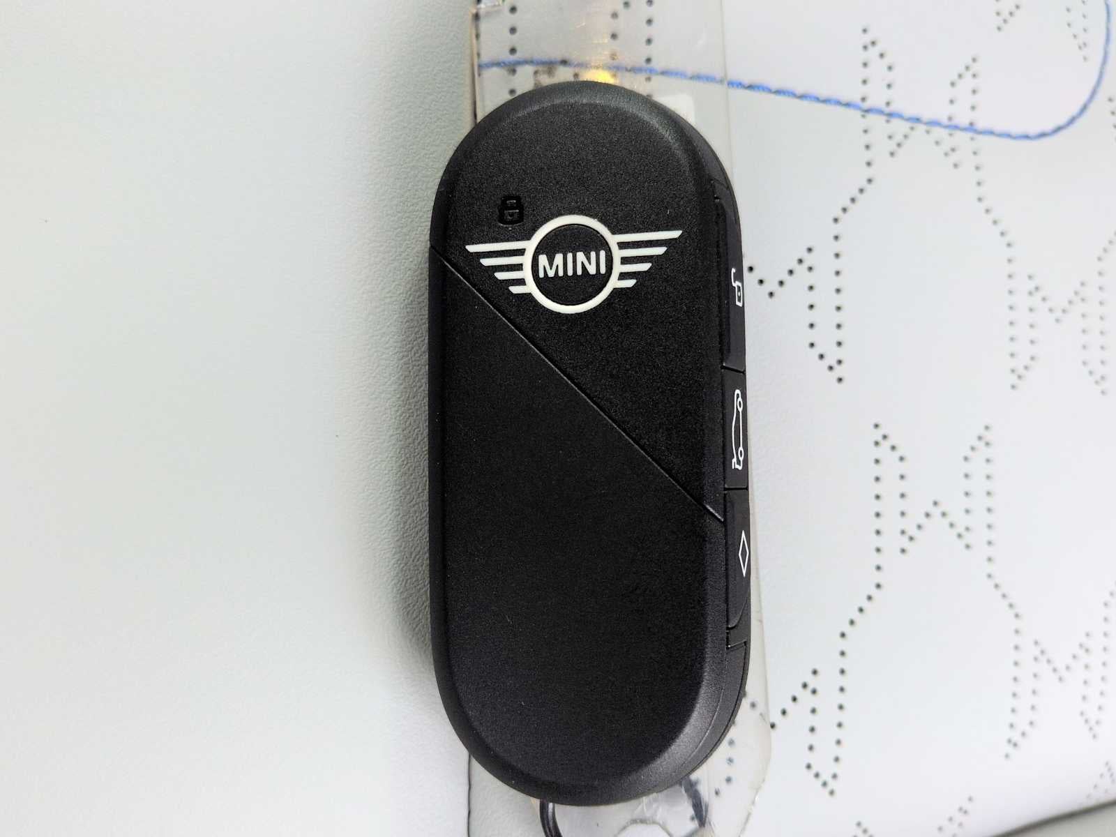 MINI de 2 puertas, edición Oxford, 2026