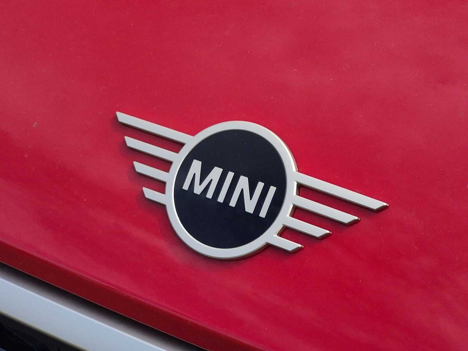 MINI 2 PUERTAS SIGNATURE PLUS 2027